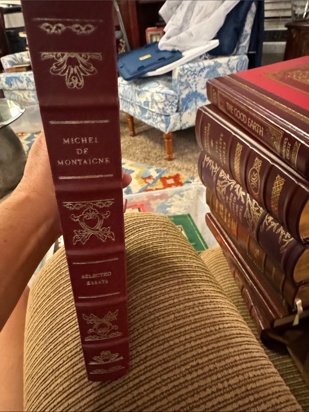Leatherbound Burgundy Book Michel de Montaigne Selected Essays NWOTs